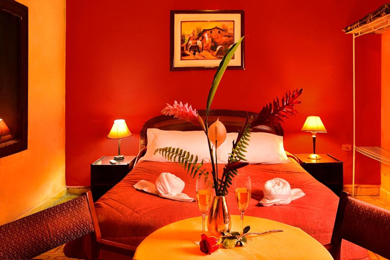 Cesar'S Tropical Hotel Villa Tunari Exterior photo