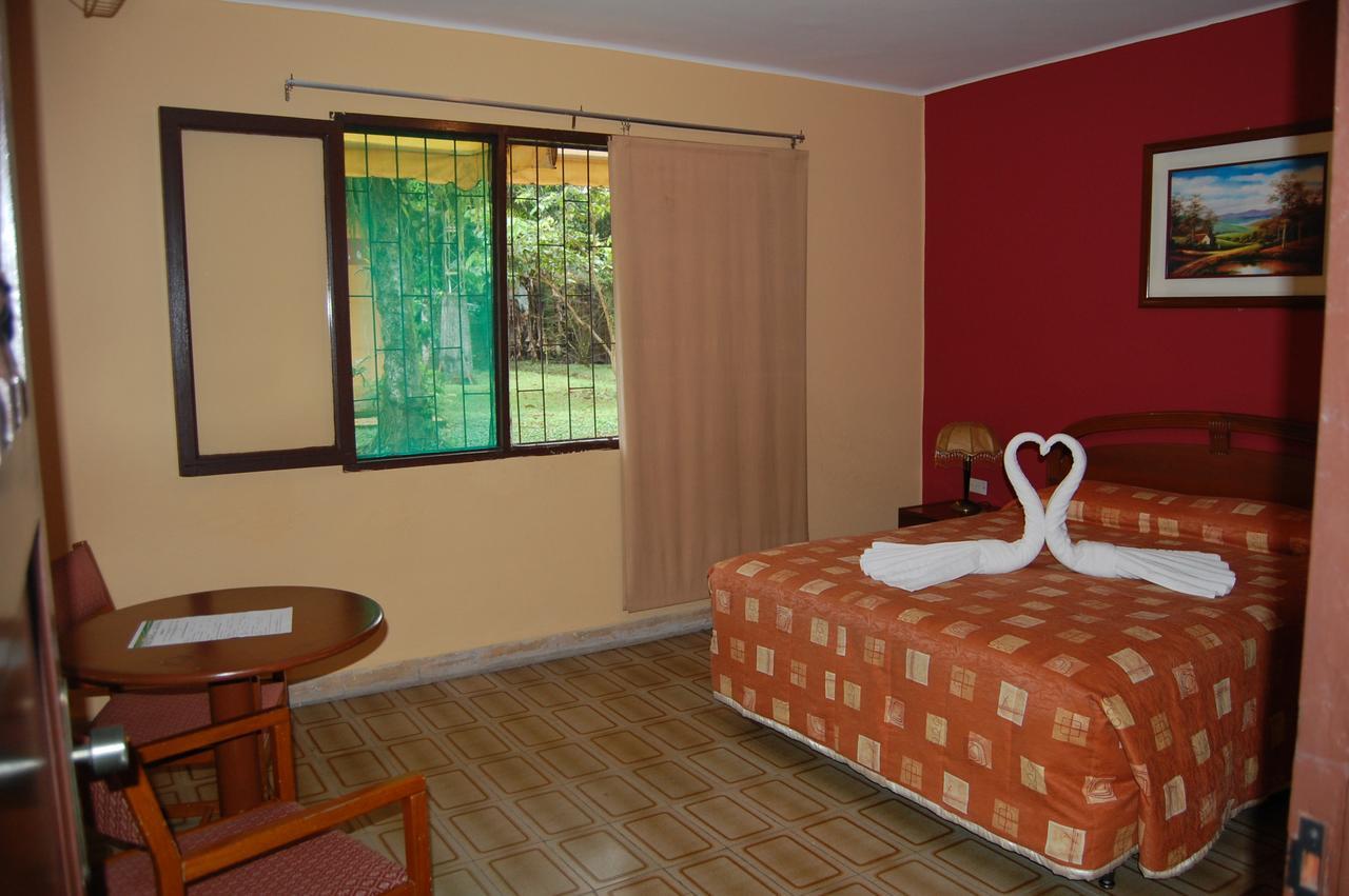 Cesar'S Tropical Hotel Villa Tunari Exterior photo